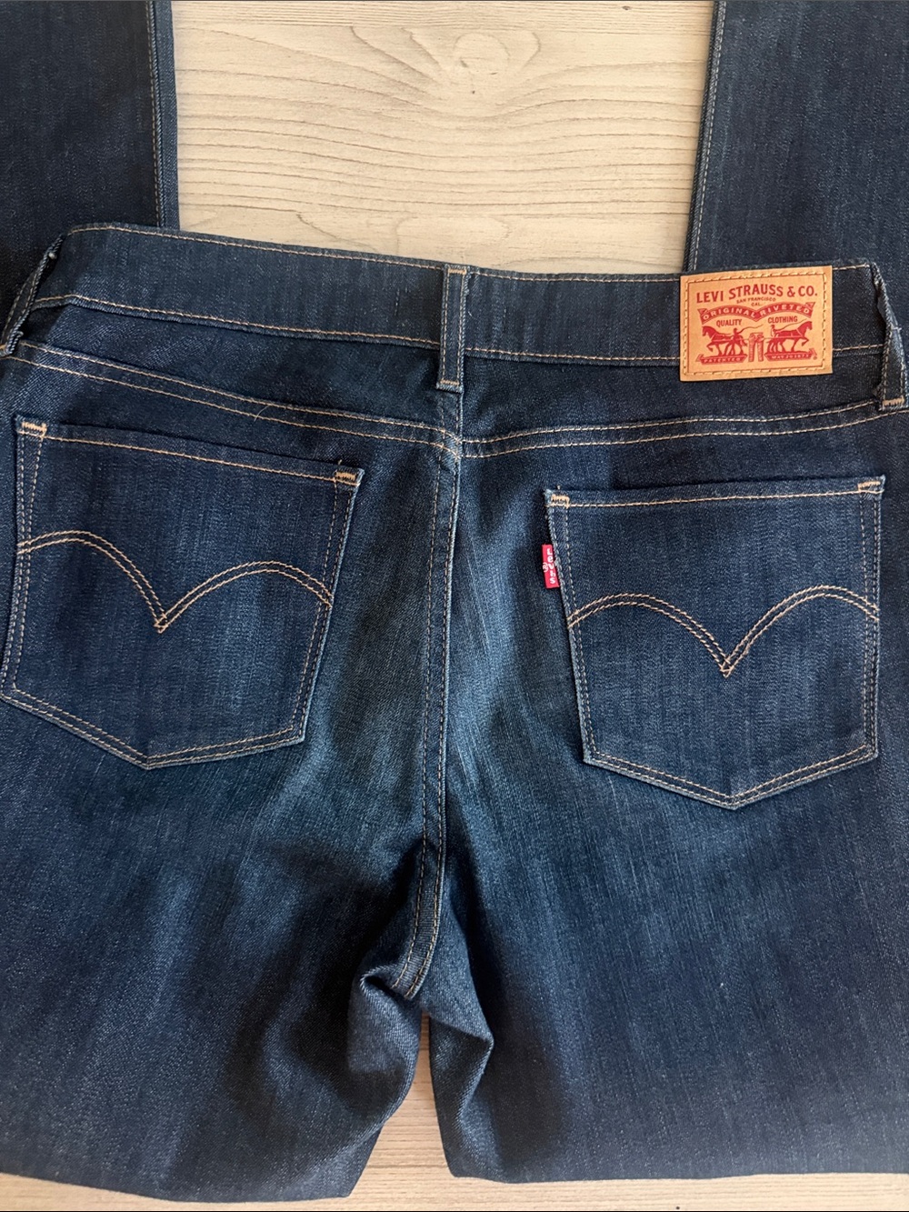 Levi’s 715 Bootcut Jeans - Picture 7 of 8